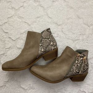 Angel Steps Snakeskin Booties Women's 11 Brown‎